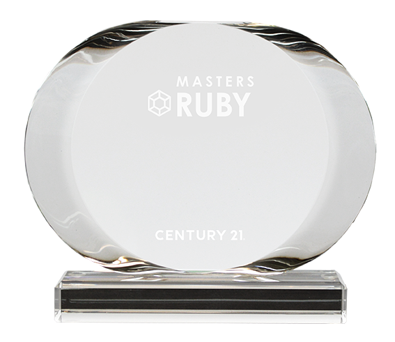 Amanda Williams receives the Masters Ruby Award Amanda Williams receives the Masters Ruby Award